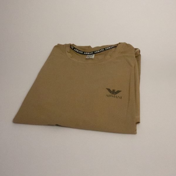 Camiseta Clásica con Logo Águila